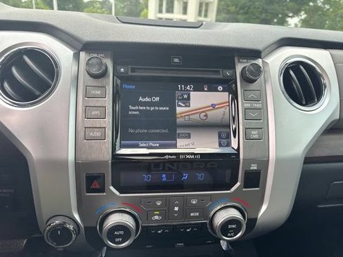 Used 2019 Toyota Tundra Limited w/ Limited Premium Package AWD/4WD image 14