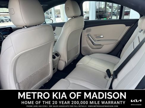 Used 2023 Mercedes-Benz CLA 250 4MATIC image 24