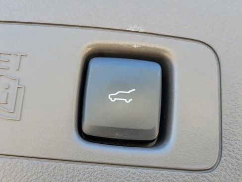 Certified 2020 Lincoln Corsair FWD w/ Equipment Group 101A image 13