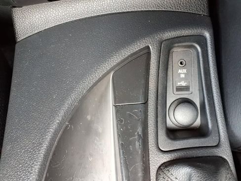 Used 2011 BMW 128i Convertible RWD image 23