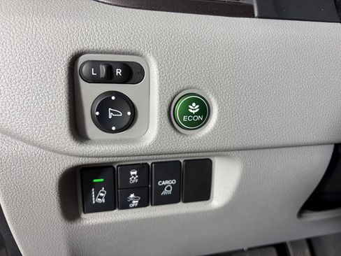 Used 2023 Honda Ridgeline RTL image 11
