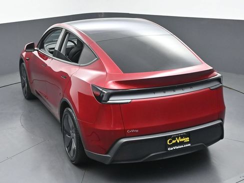 Used 2026 Tesla Model Y Long Range RWD image 37