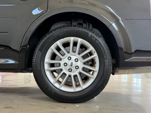 Used 2018 Ford Flex SEL w/ Equipment Group 202A FWD image 11