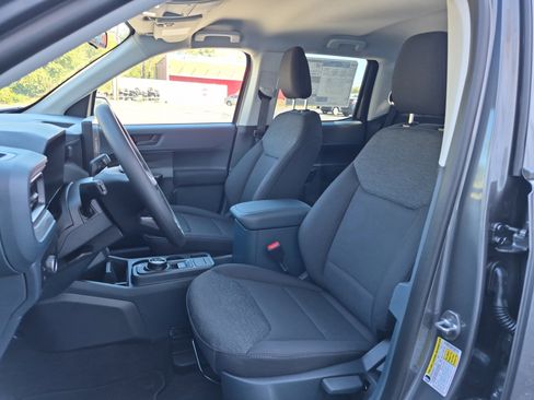 New 2025 Ford Maverick XL image 11