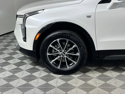 Used 2024 Cadillac XT4 Sport image 14