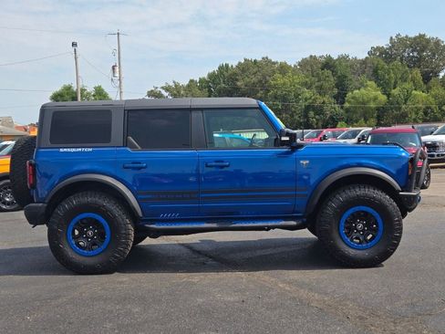 Used 2021 Ford Bronco First Edition AWD/4WD image 6