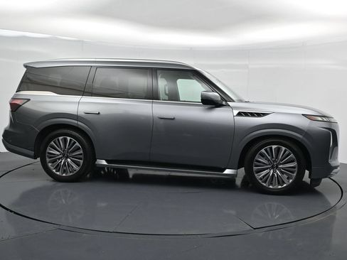 Used 2025 INFINITI QX80 Sensory AWD/4WD image 8