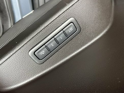 Used 2016 Chevrolet Tahoe LT AWD/4WD image 42
