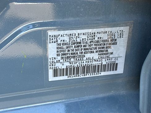 Used 2024 Nissan Sentra SV FWD image 39