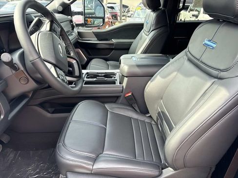 New 2026 Ford F250 Platinum AWD/4WD image 23