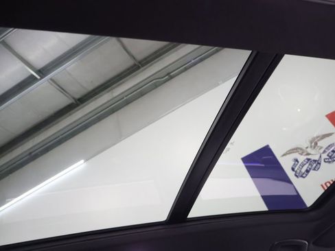 Used 2024 Volkswagen Tiguan SEL R-Line image 25