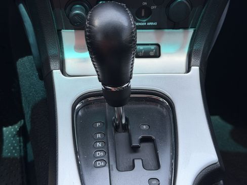 Used 2003 Ford Thunderbird RWD image 24