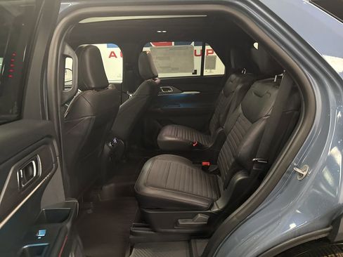 New 2026 Ford Explorer ST-Line w/ ST-Line Street Pack AWD/4WD image 26