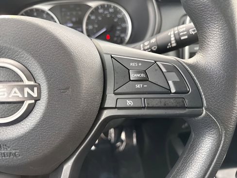 Used 2023 Nissan Kicks S image 14