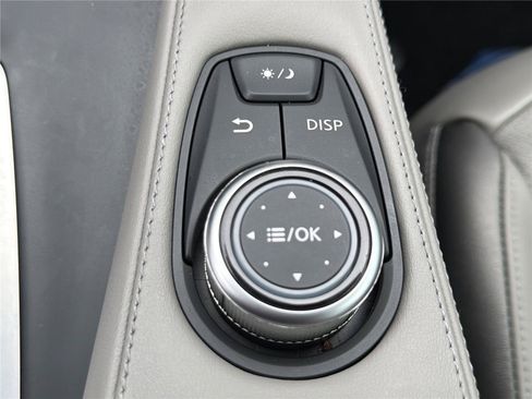 Used 2024 INFINITI QX50 Luxe AWD/4WD image 12