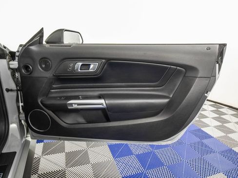Used 2022 Ford Mustang Mach 1 w/ Mach 1 Handling Package RWD image 14