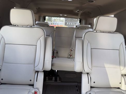 New 2026 GMC Yukon XL Denali w/ LPO, Floor Liner Package RWD image 21