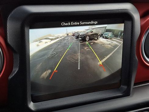 Used 2018 Jeep Wrangler Unlimited Rubicon image 19