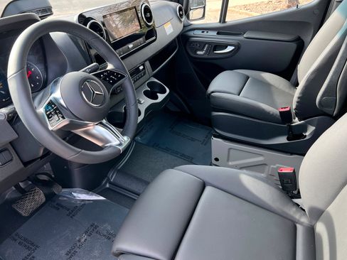 New 2026 Mercedes-Benz Sprinter 2500 image 15