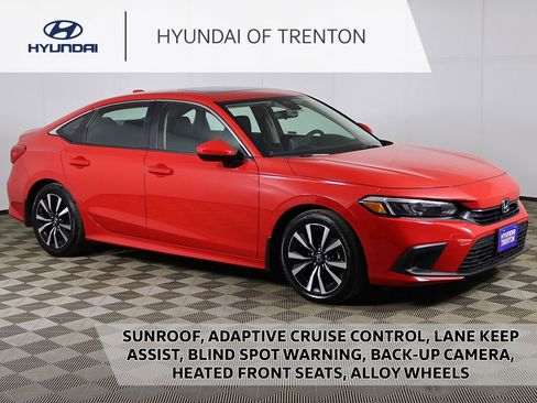 Used 2023 Honda Civic EX image 1