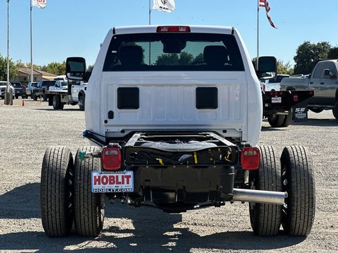 New 2025 RAM 3500 Tradesman image 4