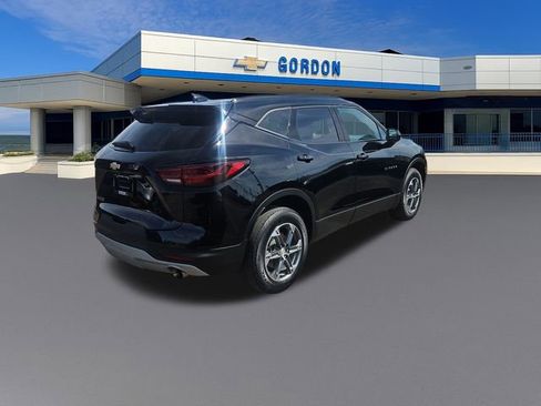 Used 2023 Chevrolet Blazer LT w/ Convenience Package image 6