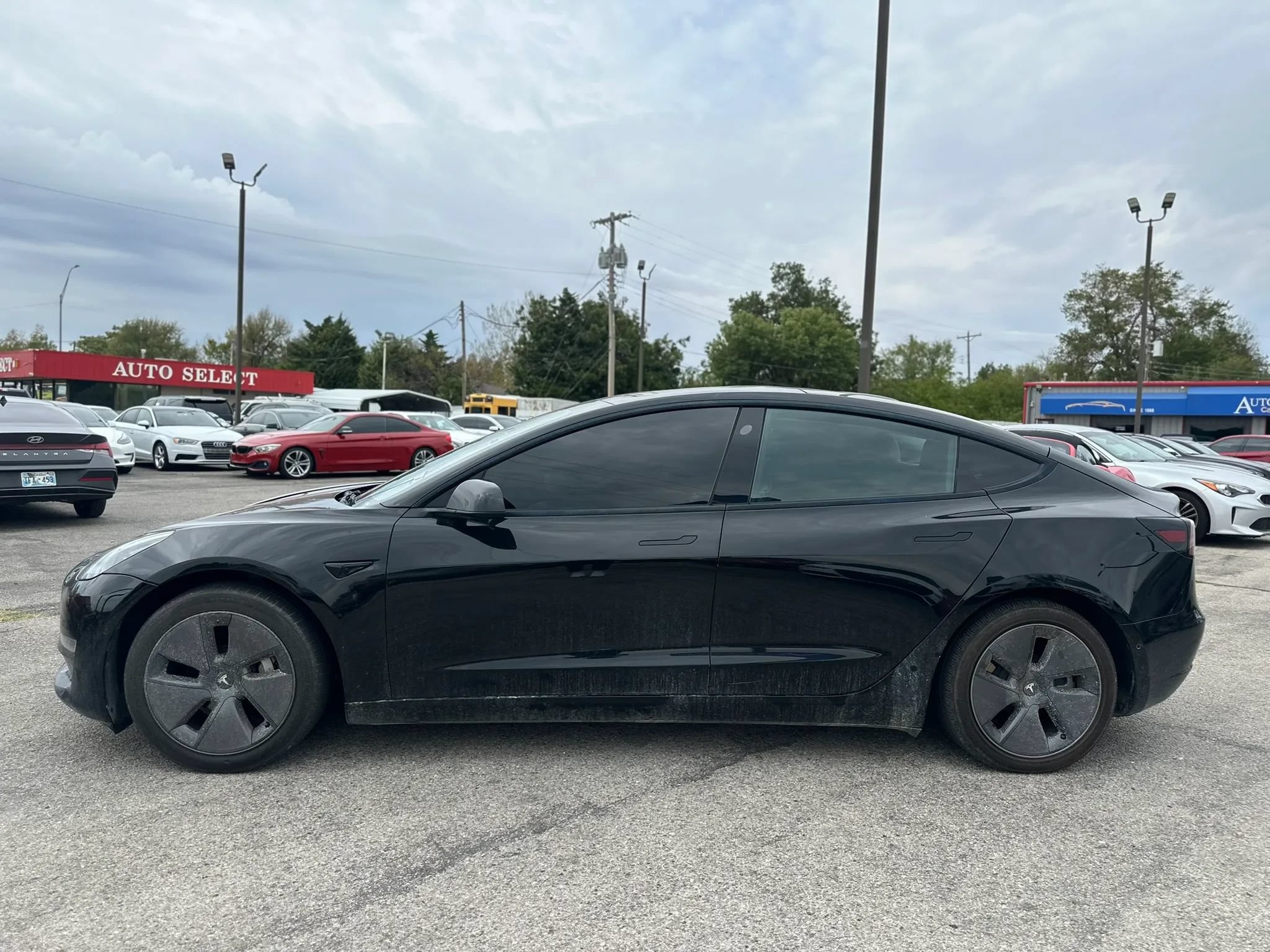 Used 2021 Tesla Model 3 Standard Range Plus RWD image 9