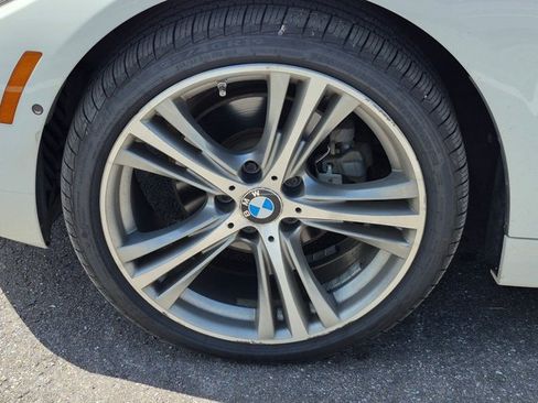 Used 2016 BMW 428i xDrive Convertible AWD/4WD image 17
