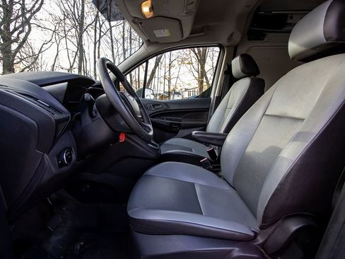 Used 2016 Ford Transit Connect XL image 9