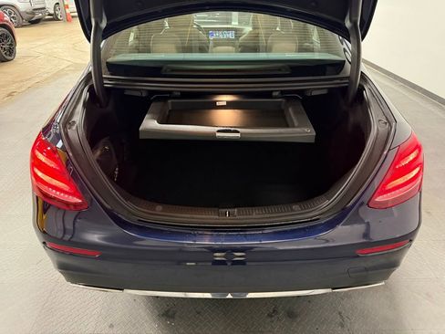 Used 2019 Mercedes-Benz E 450 4MATIC Sedan w/ Driver Assistance Package image 21