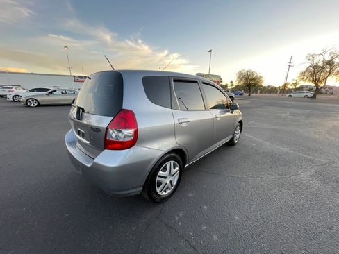 Used 2008 Honda Fit image 5