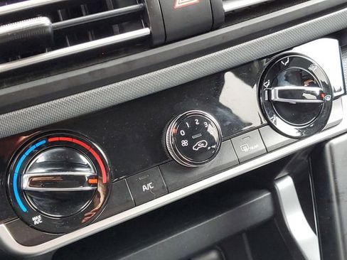 Certified 2023 Kia Seltos LX AWD/4WD image 26