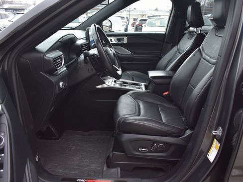 Used 2020 Ford Explorer ST w/ ST Street Pack image 13