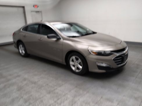 Used 2024 Chevrolet Malibu LT FWD image 11