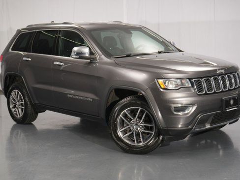 Used 2018 Jeep Grand Cherokee Limited AWD/4WD image 8