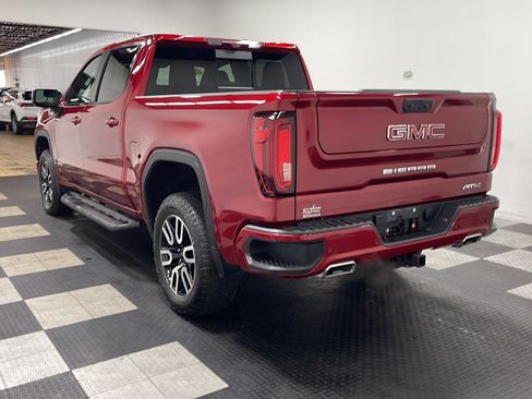 Used 2023 GMC Sierra 1500 AT4 w/ Technology Package AWD/4WD image 17