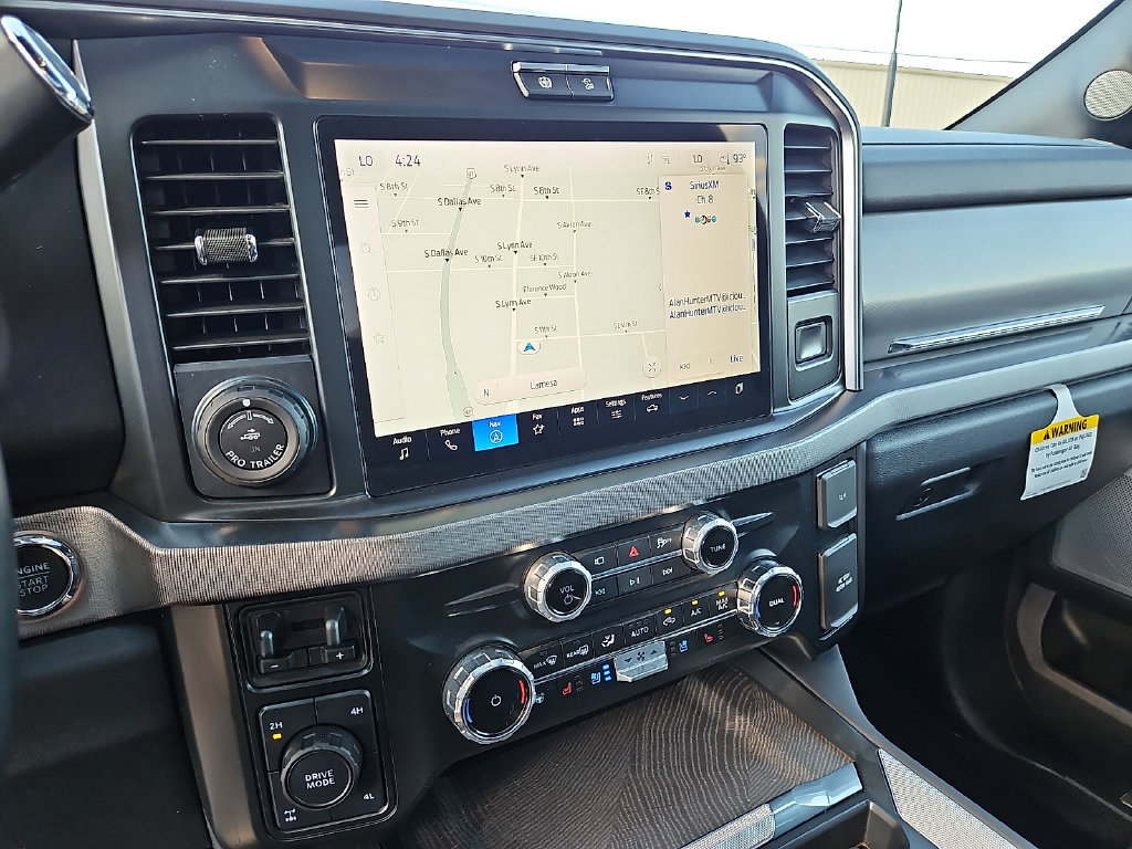 Used 2025 Ford F250 Platinum w/ FX4 Off-Road Package AWD/4WD image 24