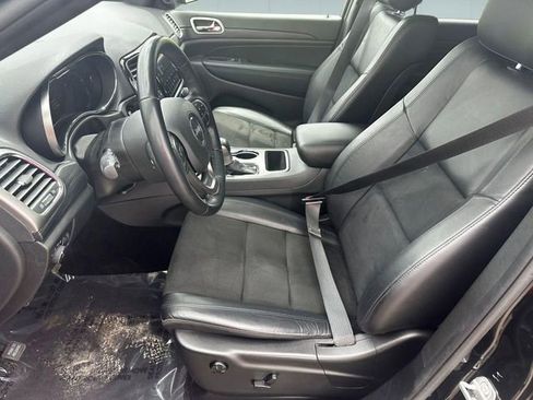 Used 2021 Jeep Grand Cherokee Laredo X AWD/4WD image 10