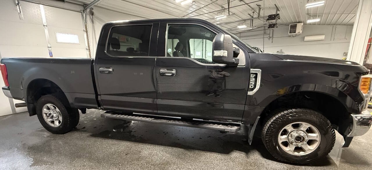 Used 2019 Ford F250 XLT AWD/4WD image 4