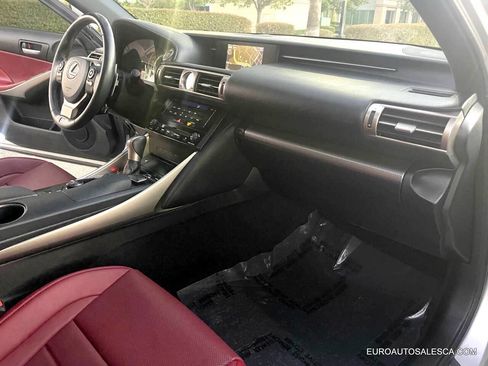 Used 2014 Lexus IS 250 Base 4dr Sedan image 18