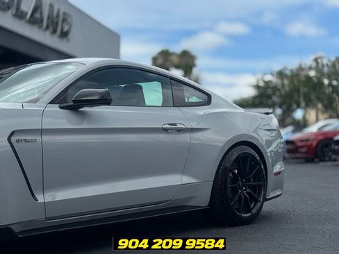 Used 2017 Ford Mustang Shelby GT350 w/ Electronics Package RWD image 5