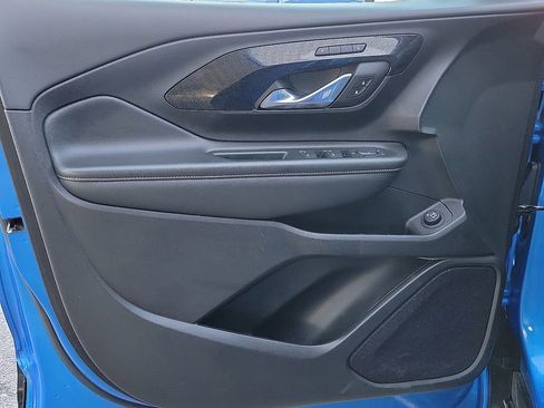 Used 2024 GMC Terrain AT4 w/ LPO, 'HIT The Road' Package image 18