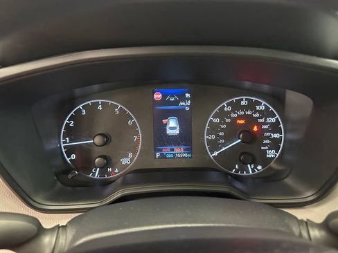 Used 2024 Toyota Corolla Cross L AWD/4WD image 18