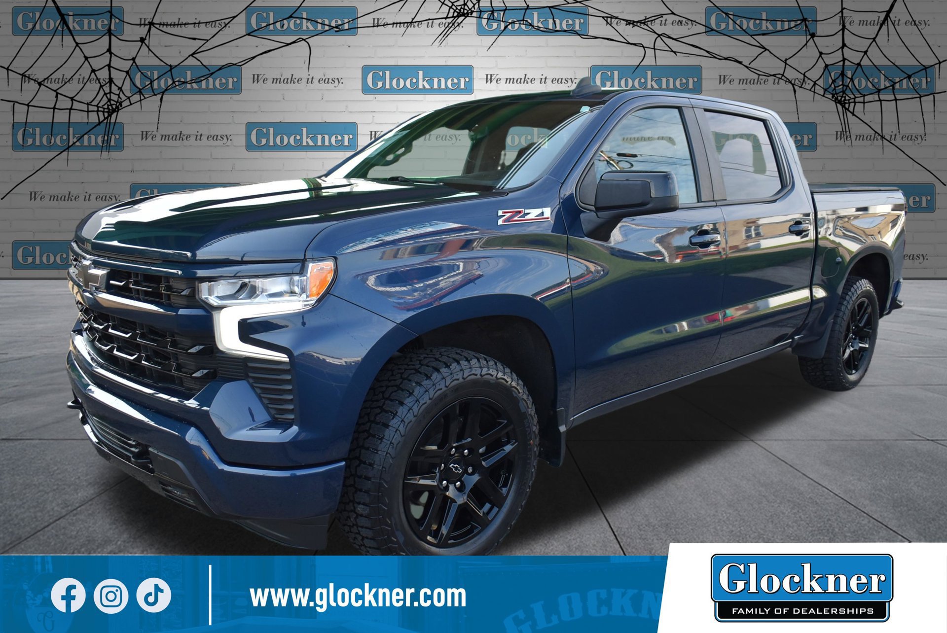 Used 2022 Chevrolet Silverado 1500 RST AWD/4WD image 1