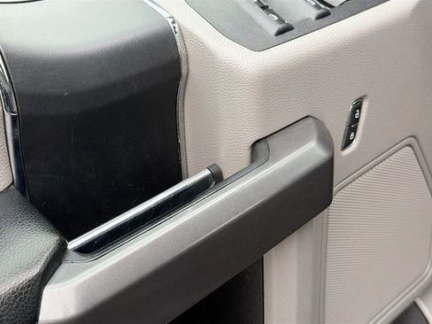 Used 2020 Ford F150 XLT w/ Trailer Tow Package image 17