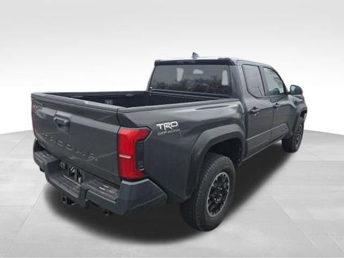 Used 2025 Toyota Tacoma TRD Off-Road image 7