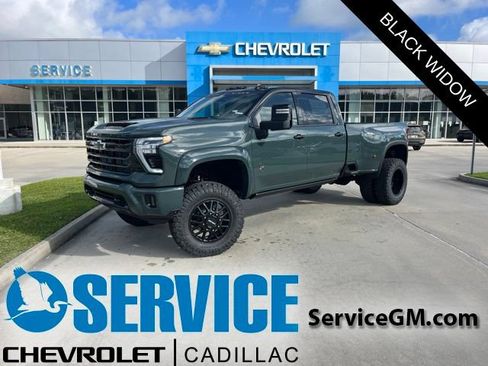 New 2026 Chevrolet Silverado 3500 LTZ w/ LTZ Plus Package AWD/4WD image 1