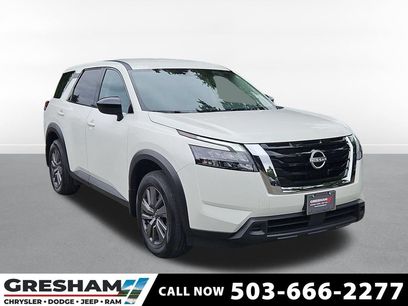 Used 2025 Nissan Pathfinder S