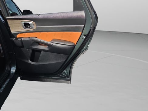 Used 2023 Kia Sorento SX Prestige image 40