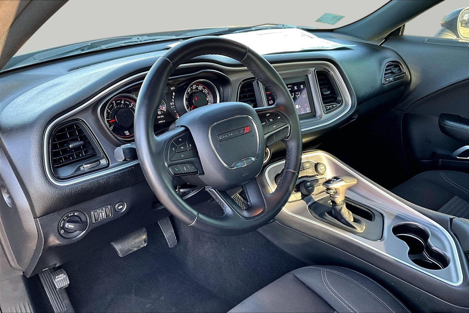 Used 2019 Dodge Challenger SXT RWD image 12
